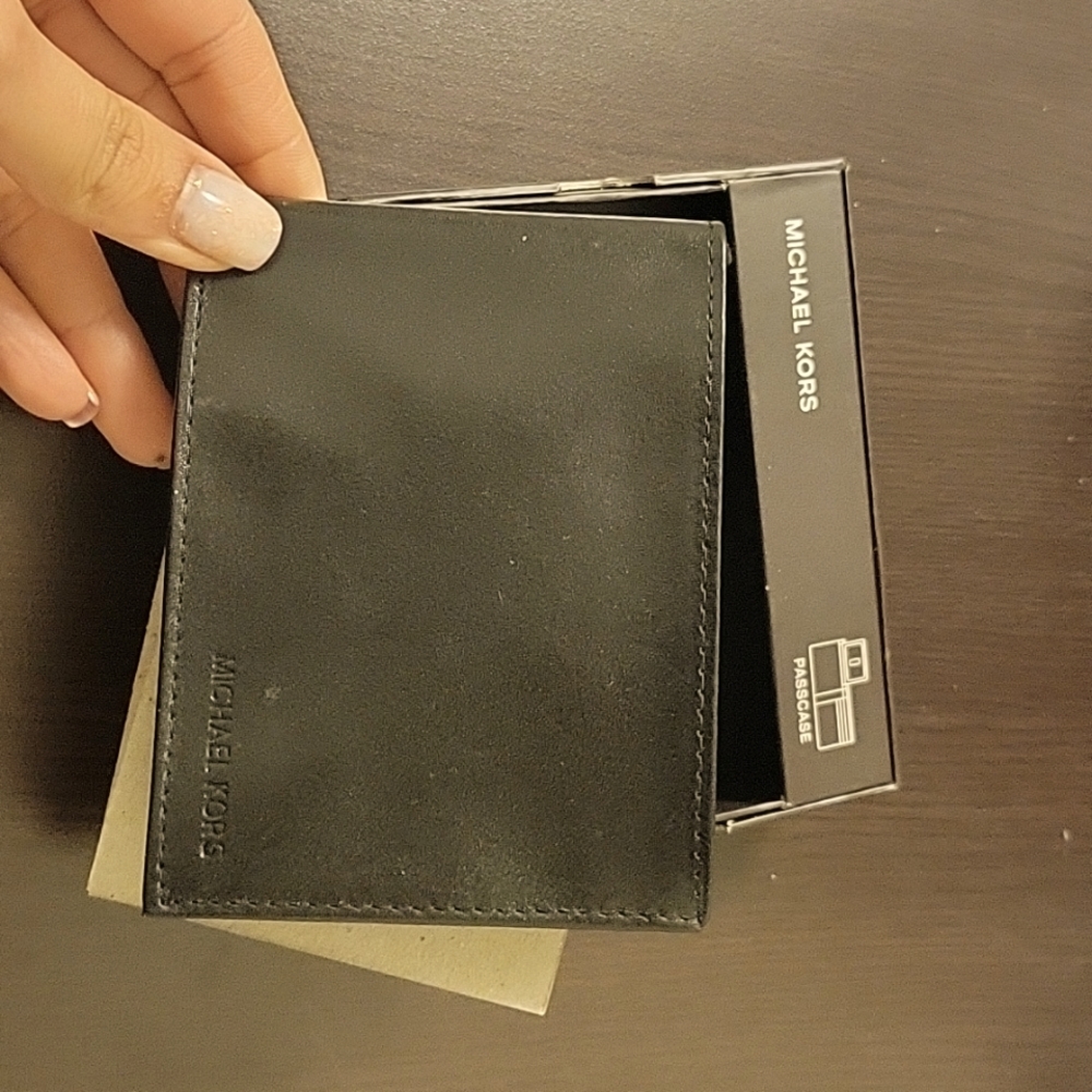 Men's Michael kors wallet